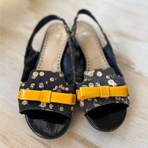 MOSCHINO VTG Floral Yellow & Black Slingback Shoes with Yellow Bow Size 37